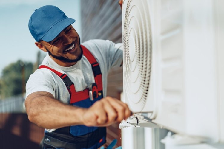 Beat the Heat: The Vital Role of Regular AC Servicing in Delhi